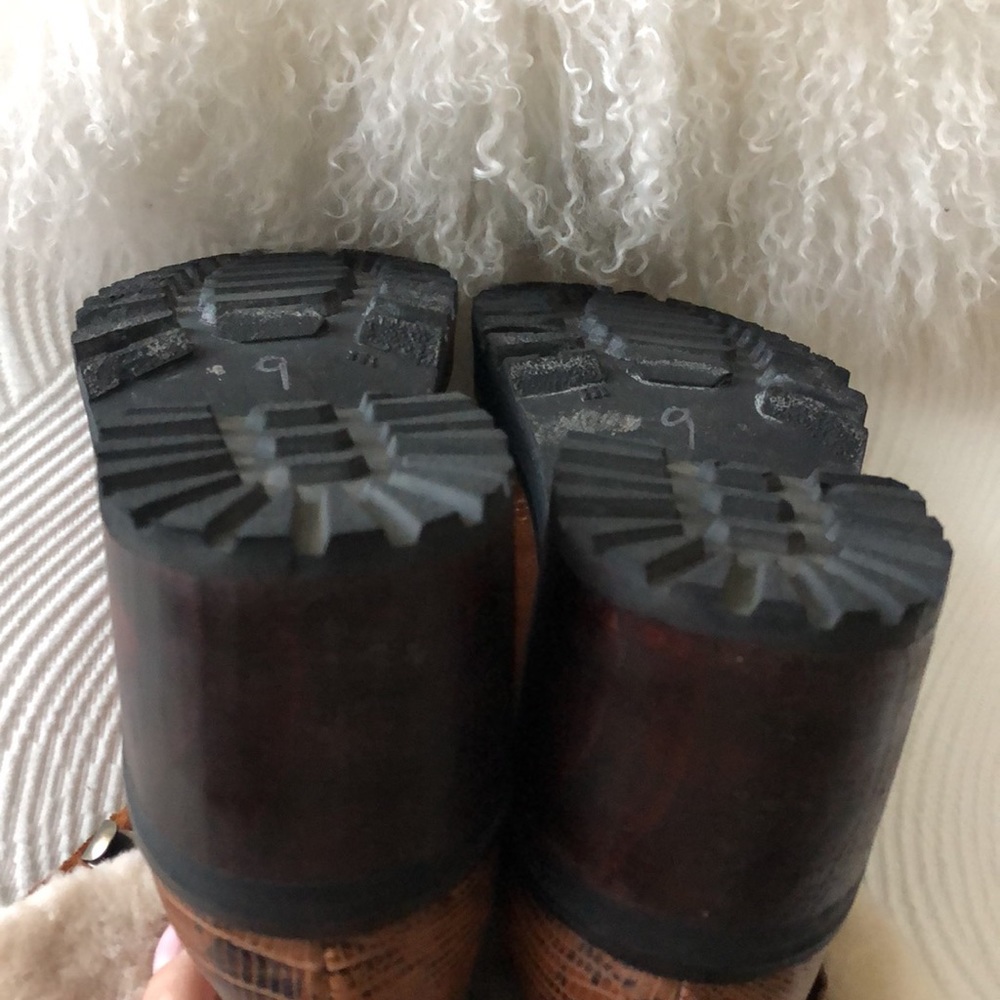 NWT SABRINA TACH Suede Boots - Picture 7 of 7